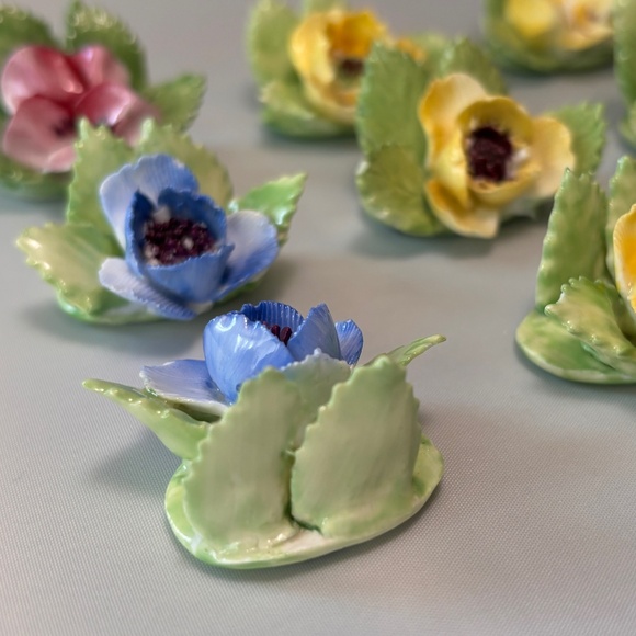 Royal Adderley Bone China Flower Place Card Holders - Set of 9 - Picture 6 of 8